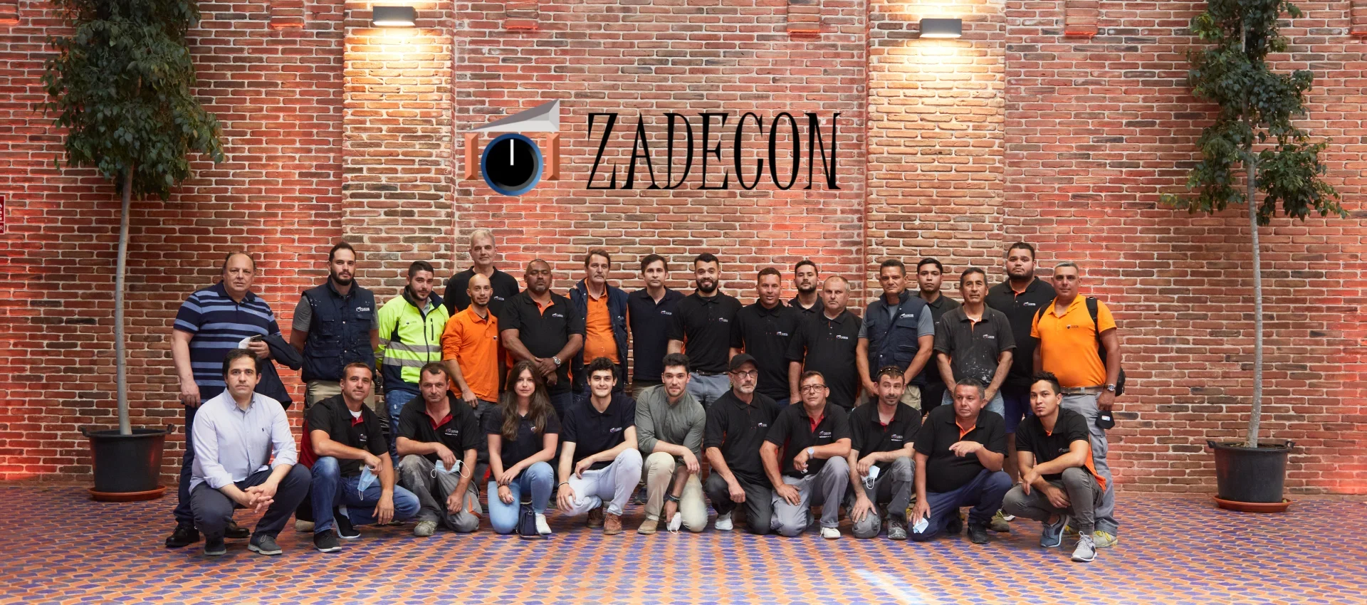 Foto-Plantilla-Logo-Zadecon